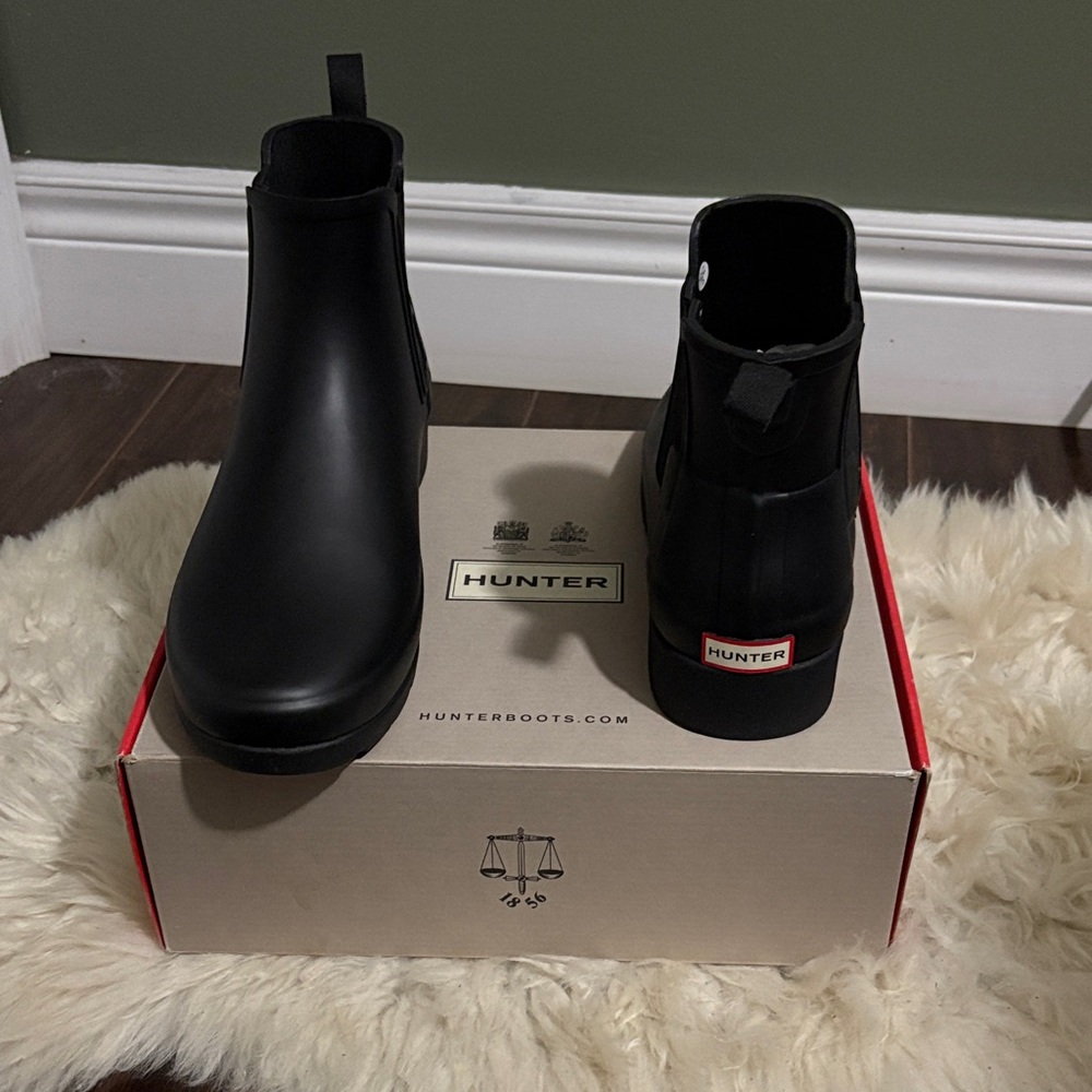 Hunter Chelsea Ankle Boots